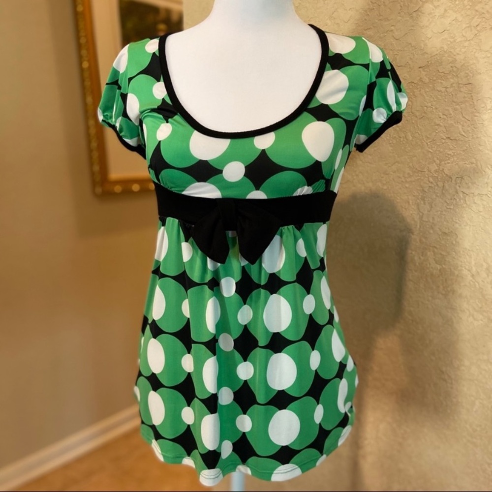 Green Geometric Abstract Bow Blouse